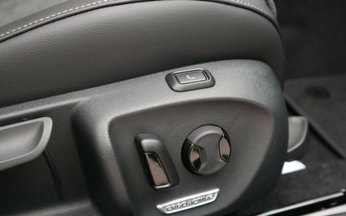 Volkswagen Passat cena 208590 przebieg: 8, rok produkcji 2024 z Olsztyn małe 379